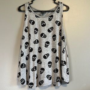 Torrid size 00 Skull Tank Top